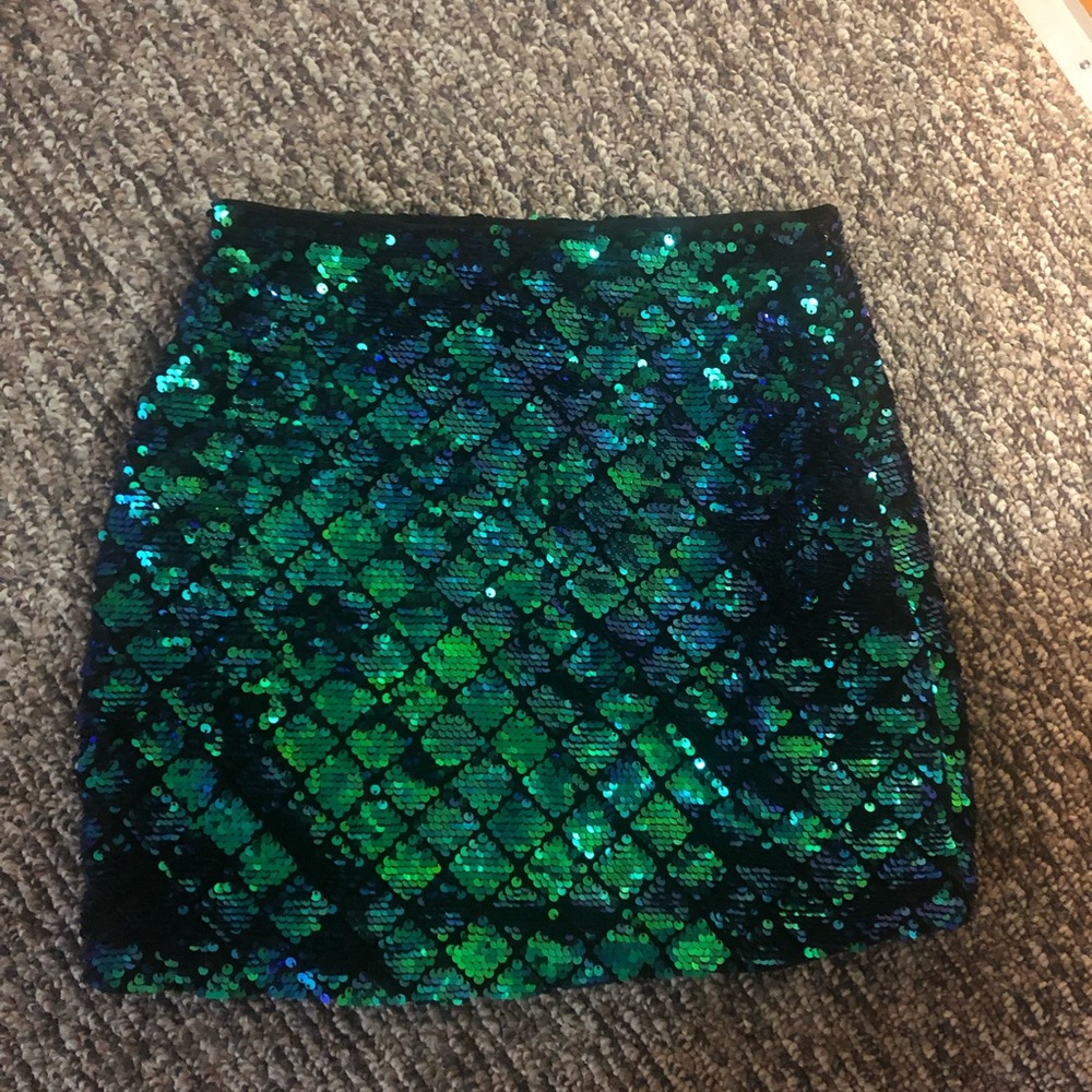 Sparkling skirt.